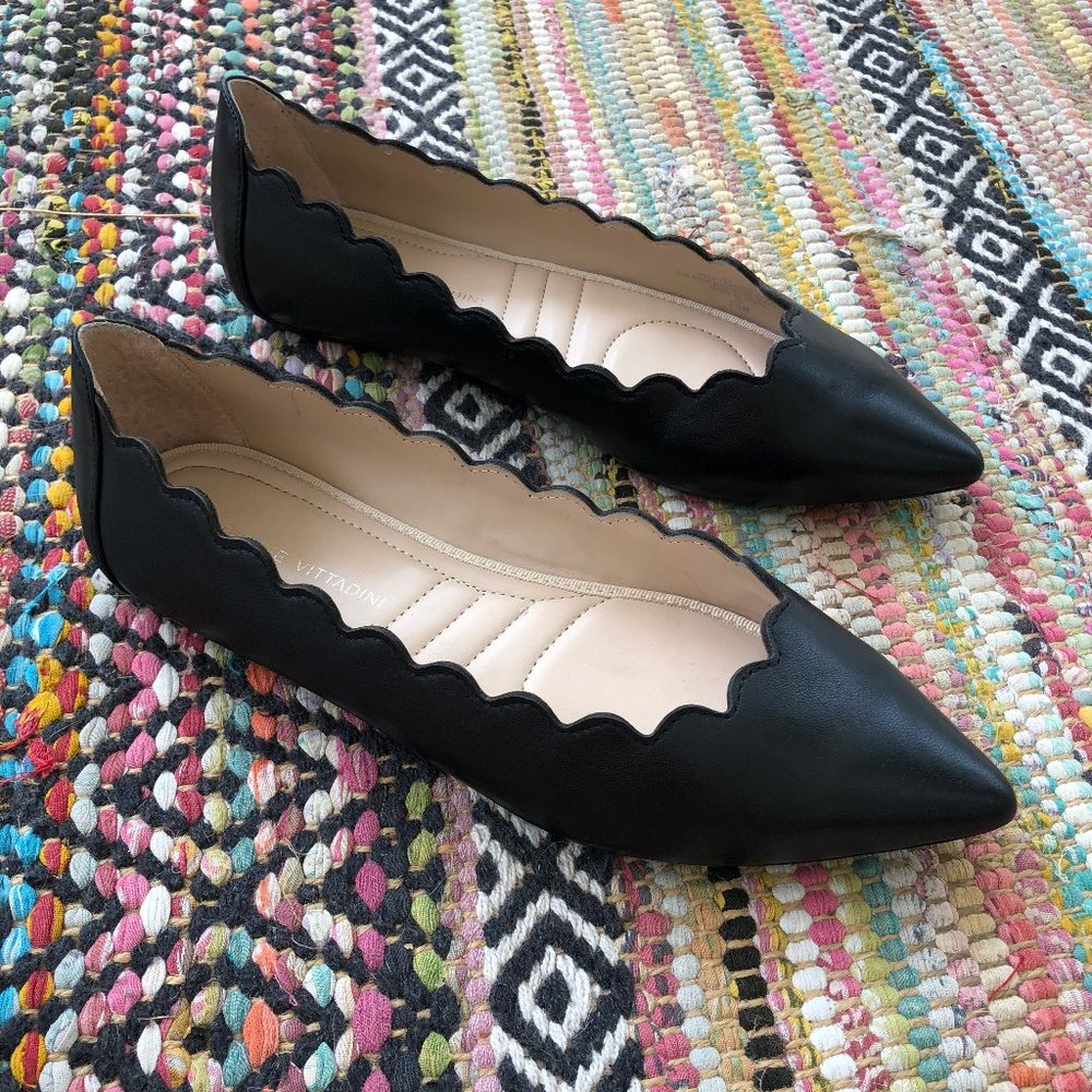Adrienne Vittadini Lovely Scalloped Black Flats!